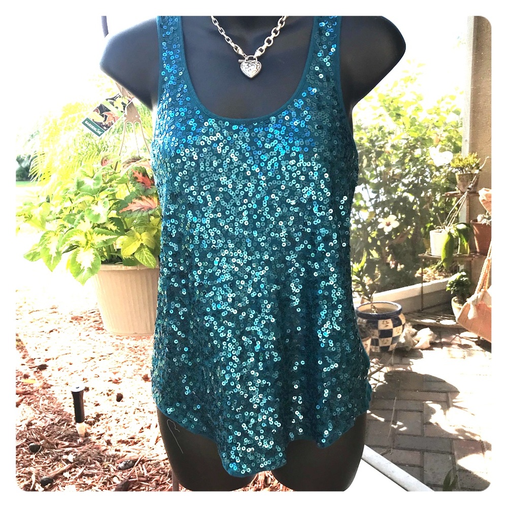 Express sequin top